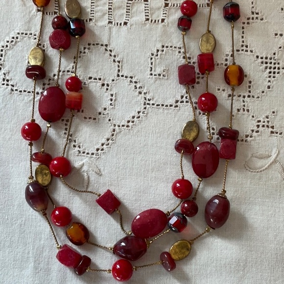 Vintage 3 strand Necklace - Picture 2 of 7